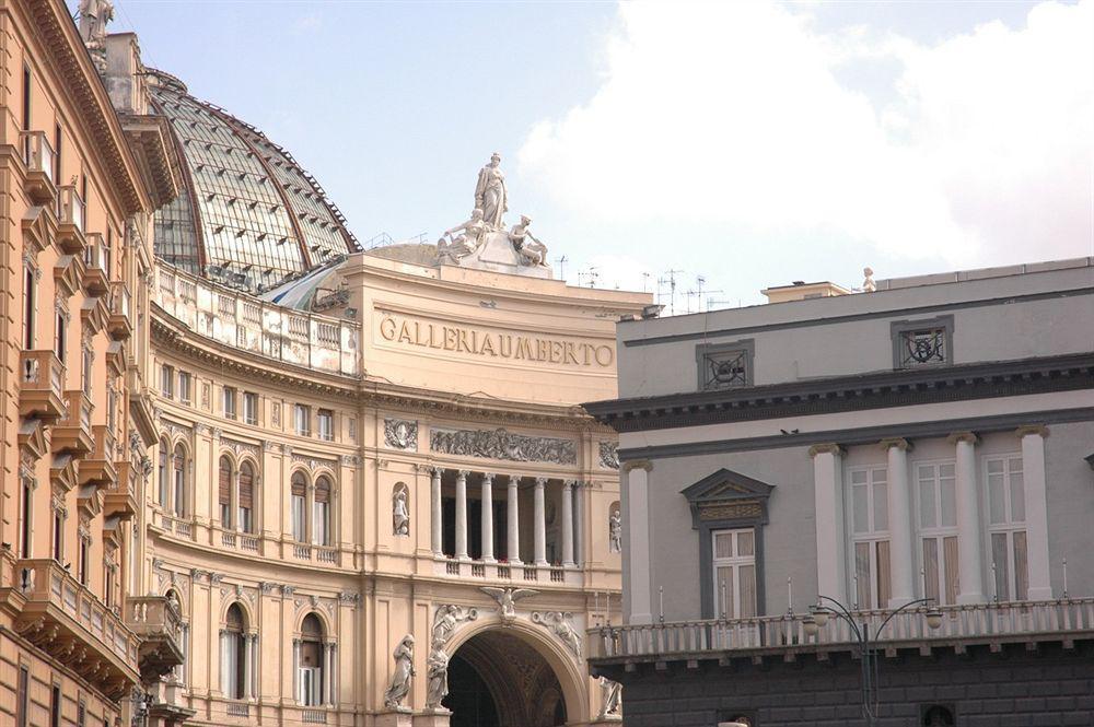 Hotel Art Resort Galleria Umberto Napoli Esterno foto